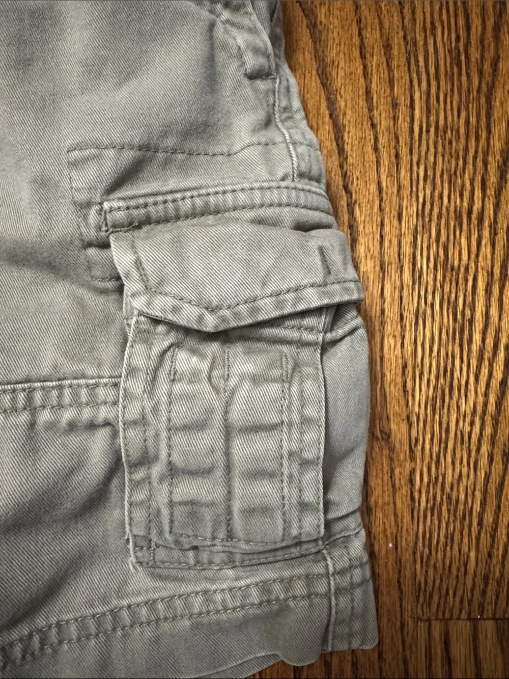 2006 GAP Kids Cargo Shorts Size 6 Khaki Olive Y2K Utility Pockets 100% Cotton